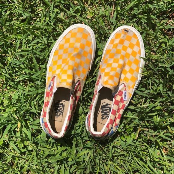 Vans - Picture 1 of 6